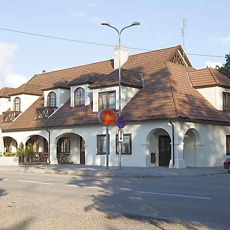 Liilia Hotel *